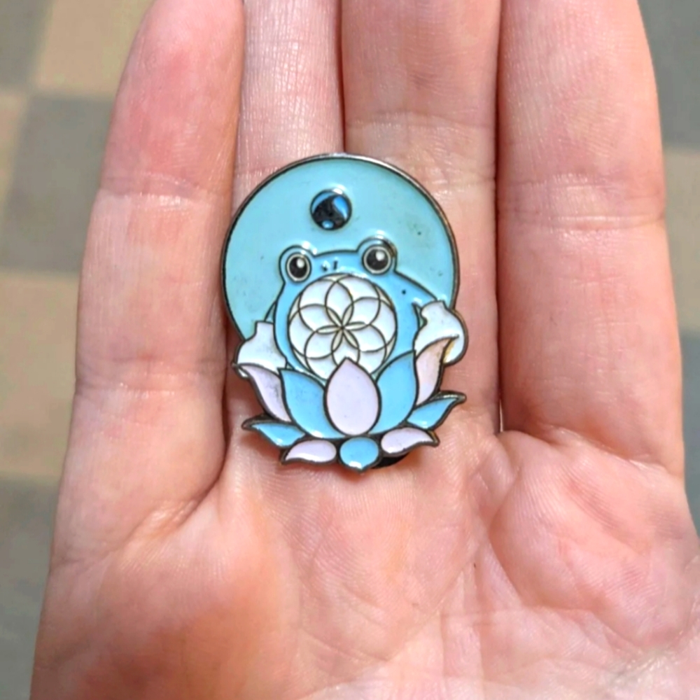 Poliwhirl Seed of Life Hat Pin